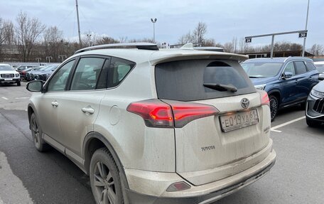 Toyota RAV4, 2017 год, 2 792 000 рублей, 6 фотография