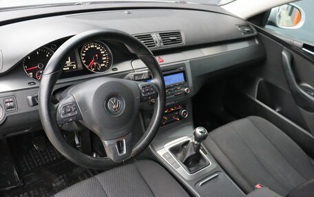 Volkswagen Passat B6, 2010 год, 799 000 рублей, 6 фотография