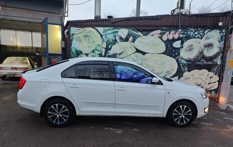 Skoda Rapid I, 2015 год, 799 000 рублей, 2 фотография