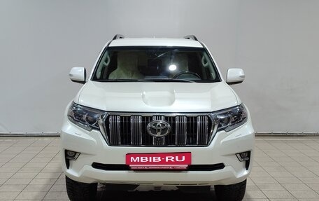 Toyota Land Cruiser Prado 150 рестайлинг 2, 2019 год, 6 340 000 рублей, 2 фотография