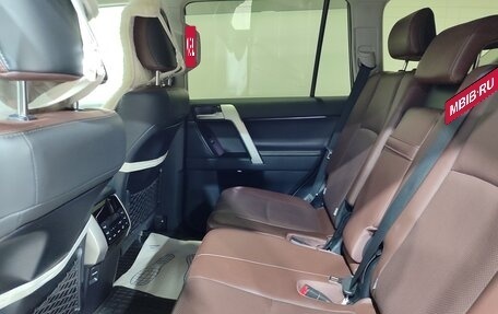 Toyota Land Cruiser Prado 150 рестайлинг 2, 2019 год, 6 340 000 рублей, 18 фотография