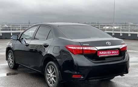 Toyota Corolla, 2015 год, 949 000 рублей, 4 фотография