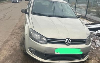 Volkswagen Polo VI (EU Market), 2012 год, 750 000 рублей, 1 фотография