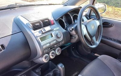 Honda Fit III, 2005 год, 600 000 рублей, 1 фотография