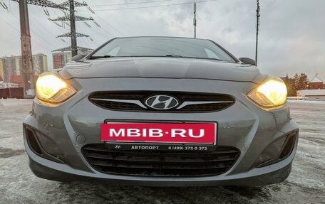 Hyundai Solaris II рестайлинг, 2012 год, 1 300 000 рублей, 4 фотография