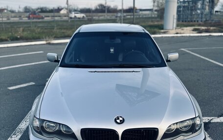 BMW 3 серия, 2004 год, 900 000 рублей, 3 фотография