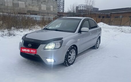 KIA Rio II, 2010 год, 525 000 рублей, 6 фотография