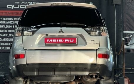 Mitsubishi Outlander III рестайлинг 3, 2008 год, 1 330 000 рублей, 36 фотография