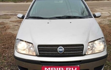 Fiat Punto III Punto Evo рестайлинг, 2004 год, 337 000 рублей, 1 фотография