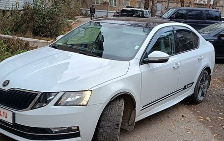 Skoda Octavia, 2017 год, 1 800 000 рублей, 4 фотография