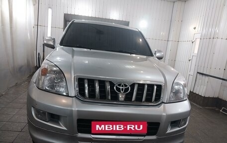 Toyota Land Cruiser Prado 120 рестайлинг, 2007 год, 2 200 000 рублей, 6 фотография