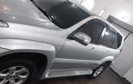 Toyota Land Cruiser Prado 120 рестайлинг, 2007 год, 2 200 000 рублей, 10 фотография