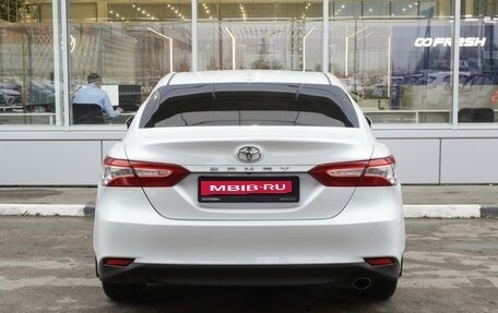 Toyota Camry, 2018 год, 2 598 000 рублей, 4 фотография