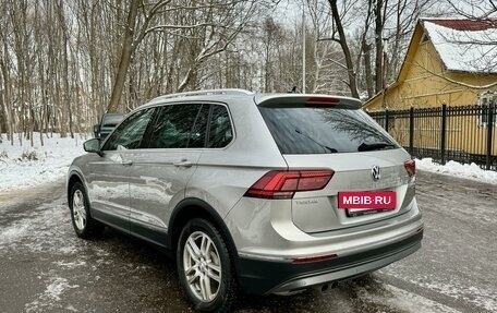 Volkswagen Tiguan II, 2017 год, 2 580 000 рублей, 4 фотография