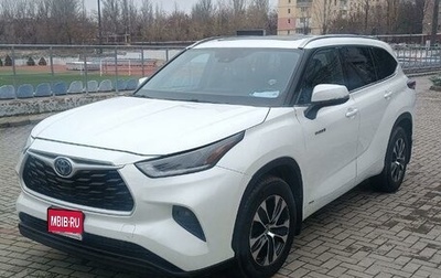 Toyota Highlander, 2020 год, 4 900 000 рублей, 1 фотография