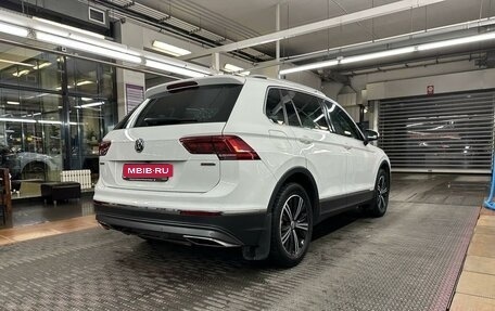 Volkswagen Tiguan II, 2018 год, 2 800 000 рублей, 7 фотография