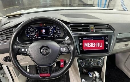 Volkswagen Tiguan II, 2018 год, 2 800 000 рублей, 11 фотография