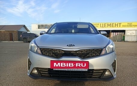 KIA Rio IV, 2020 год, 1 500 000 рублей, 2 фотография