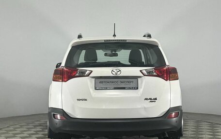 Toyota RAV4, 2014 год, 1 757 000 рублей, 6 фотография