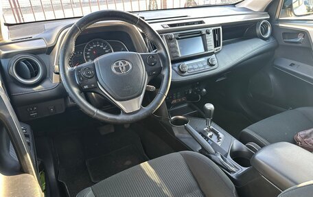 Toyota RAV4, 2014 год, 1 450 000 рублей, 8 фотография