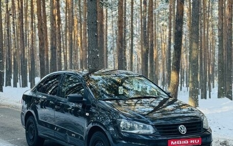 Volkswagen Polo VI (EU Market), 2015 год, 850 000 рублей, 1 фотография