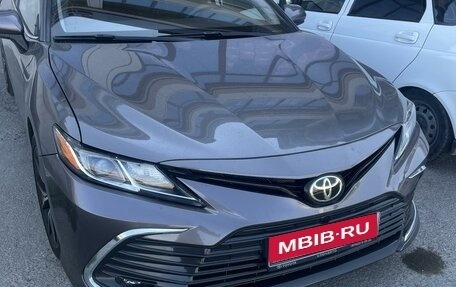 Toyota Camry, 2019 год, 2 350 000 рублей, 1 фотография