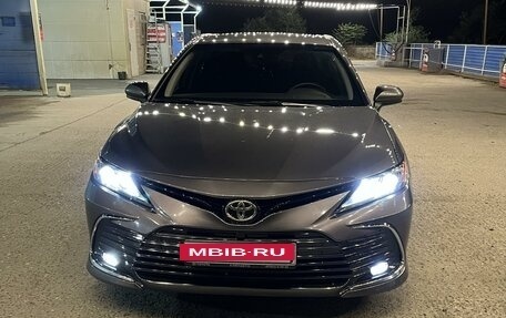 Toyota Camry, 2019 год, 2 350 000 рублей, 6 фотография