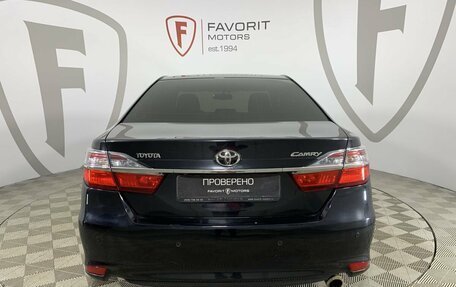 Toyota Camry, 2016 год, 1 850 000 рублей, 3 фотография