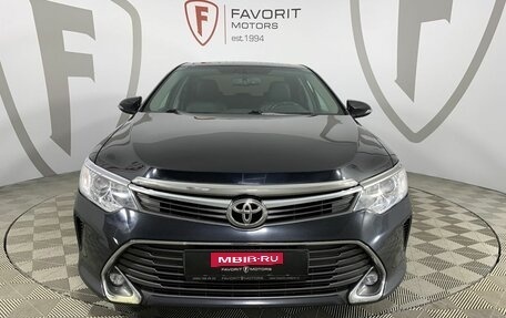 Toyota Camry, 2016 год, 1 850 000 рублей, 2 фотография