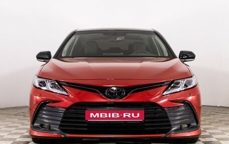 Toyota Camry, 2021 год, 3 070 000 рублей, 2 фотография