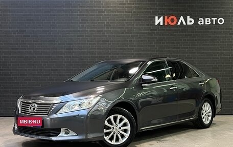 Toyota Camry, 2012 год, 1 875 000 рублей, 1 фотография