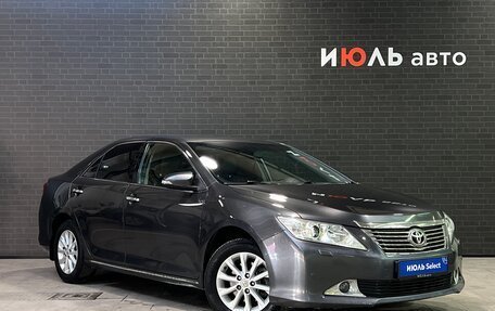 Toyota Camry, 2012 год, 1 875 000 рублей, 3 фотография