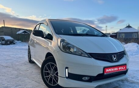 Honda Fit III, 2011 год, 1 100 000 рублей, 1 фотография