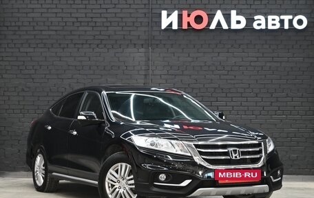 Honda Crosstour I рестайлинг, 2014 год, 2 200 000 рублей, 2 фотография