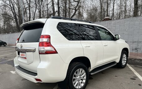 Toyota Land Cruiser Prado 150 рестайлинг 2, 2016 год, 4 300 000 рублей, 10 фотография