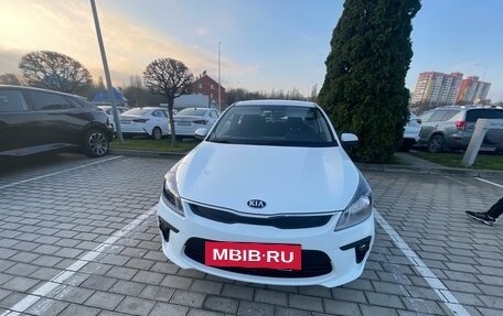 KIA Rio IV, 2020 год, 1 740 000 рублей, 2 фотография