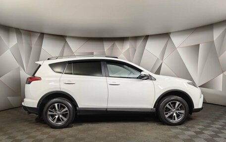 Toyota RAV4, 2017 год, 2 115 700 рублей, 6 фотография