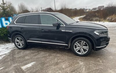 Volkswagen Touareg III, 2019 год, 4 900 000 рублей, 1 фотография