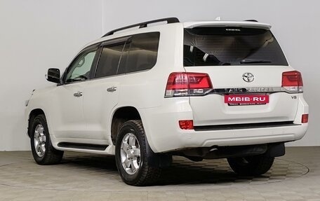 Toyota Land Cruiser 200, 2019 год, 7 299 000 рублей, 7 фотография