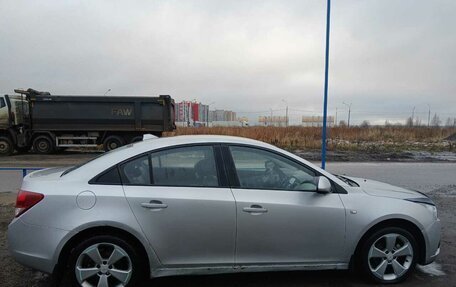 Chevrolet Cruze II, 2011 год, 600 000 рублей, 2 фотография