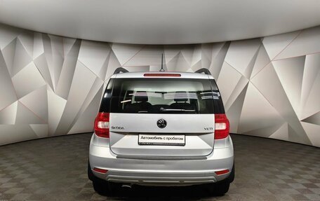 Skoda Yeti I рестайлинг, 2017 год, 1 249 000 рублей, 8 фотография