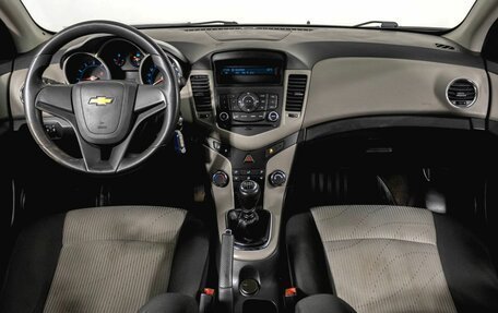 Chevrolet Cruze II, 2012 год, 620 000 рублей, 15 фотография