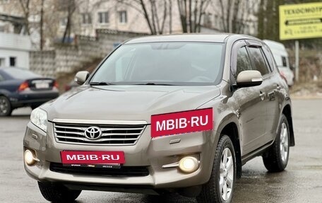 Toyota RAV4, 2011 год, 1 680 000 рублей, 2 фотография