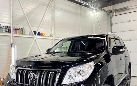 Toyota Land Cruiser Prado 150 рестайлинг 2, 2013 год, 3 550 000 рублей, 5 фотография