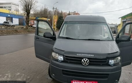 Volkswagen Transporter T5 рестайлинг, 2011 год, 1 730 000 рублей, 2 фотография