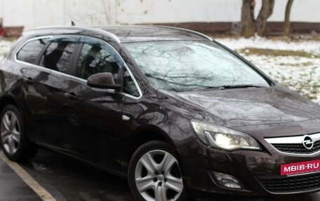 Opel Astra J, 2012 год, 1 100 000 рублей, 2 фотография