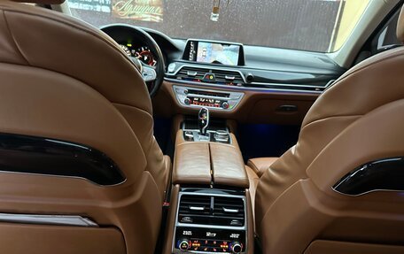 BMW 7 серия, 2016 год, 3 990 000 рублей, 12 фотография