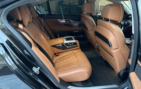 BMW 7 серия, 2016 год, 3 990 000 рублей, 11 фотография