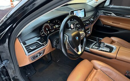 BMW 7 серия, 2016 год, 3 990 000 рублей, 16 фотография