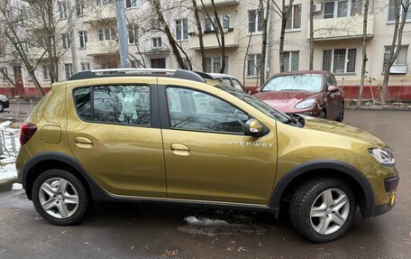 Renault Sandero II рестайлинг, 2016 год, 1 300 000 рублей, 2 фотография